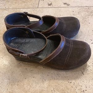 Dansko Mirabelle suede Mary Jane 37